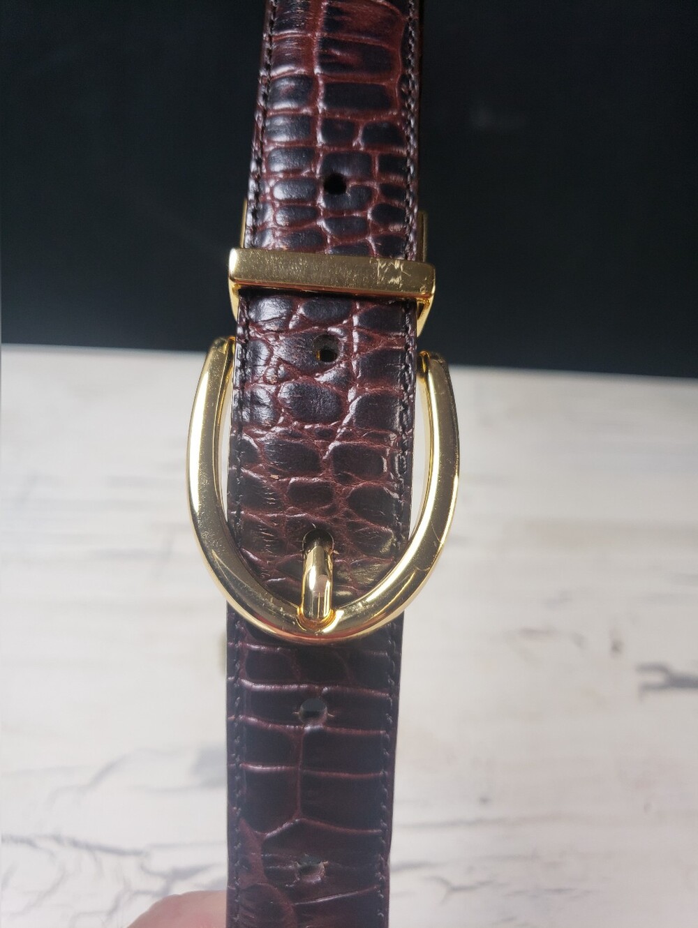 Ralph Lauren Reversible Croc Embossed/ Dark Navy Blue Belt in Women's size 33 - Picture 6 of 11